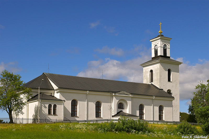 Bjärtrå kyrka